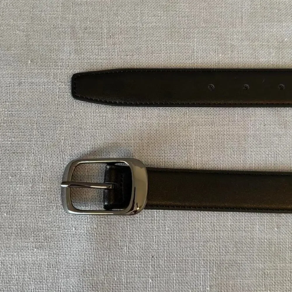 Casual black faux leather belt